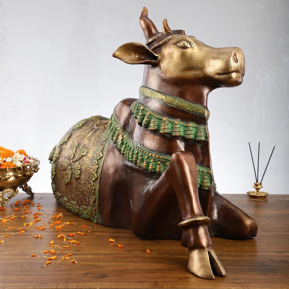 Brass Nandi statues and idols - Budhshiv.com