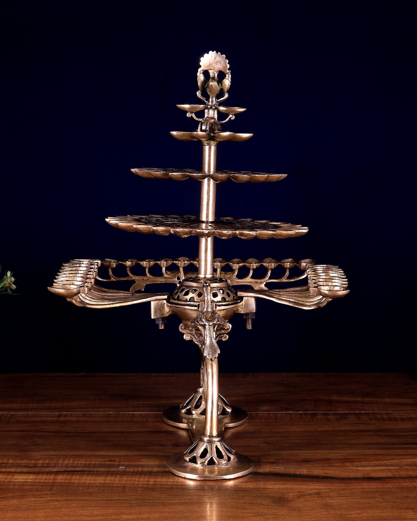 Brass 84 Aarti Diyas with Handle | Chaurasi Aarti Diya