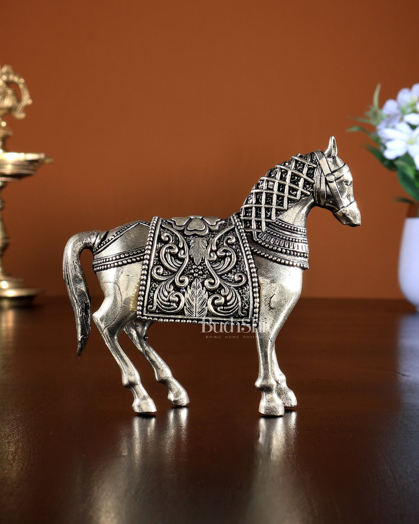 Brass Superfine standing horse statue 4 inch