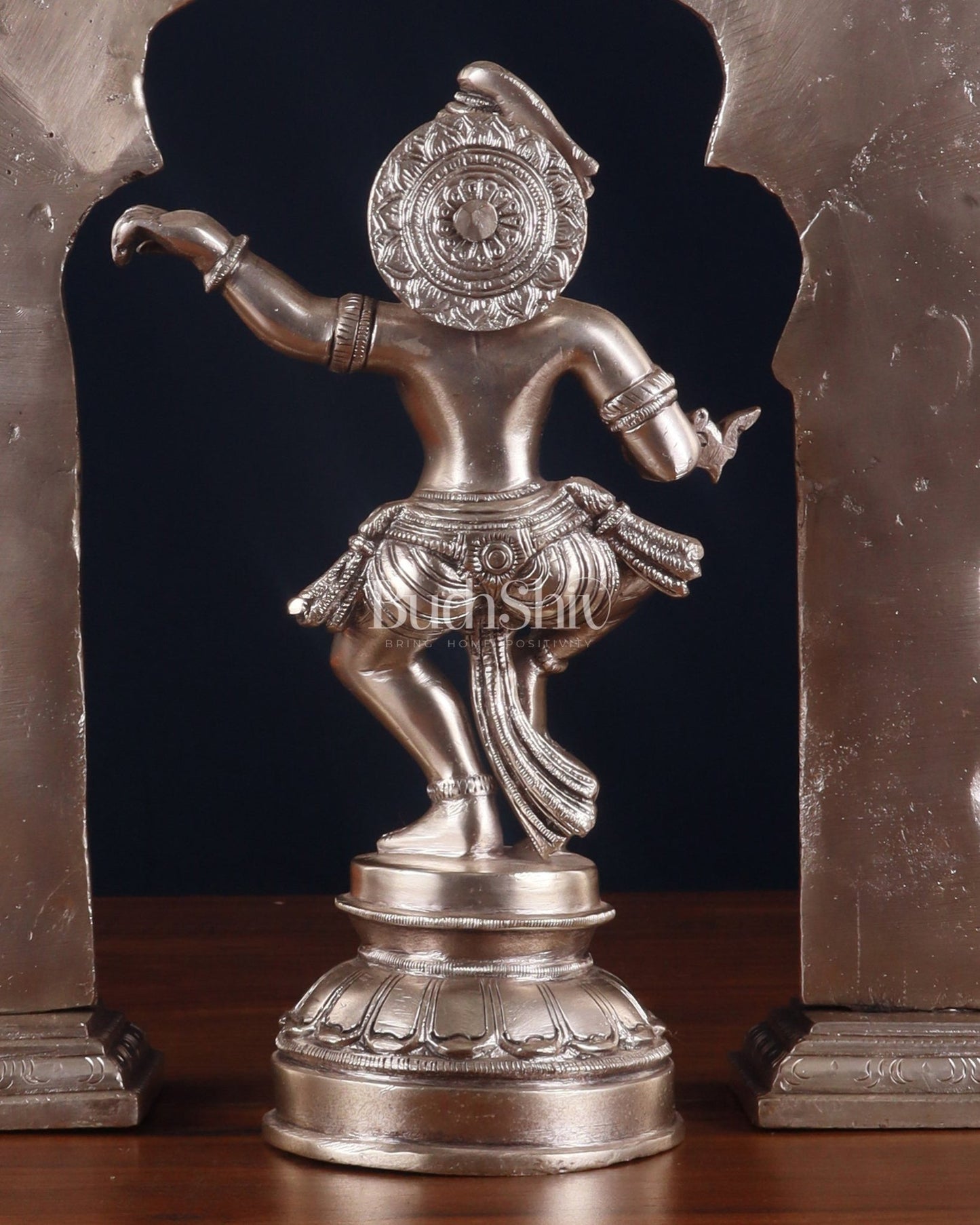 Brass Dancing Lord Krishna & Silver - Plated Prabhavali Arch Frame – Divine Combo 17" - Budhshiv.com