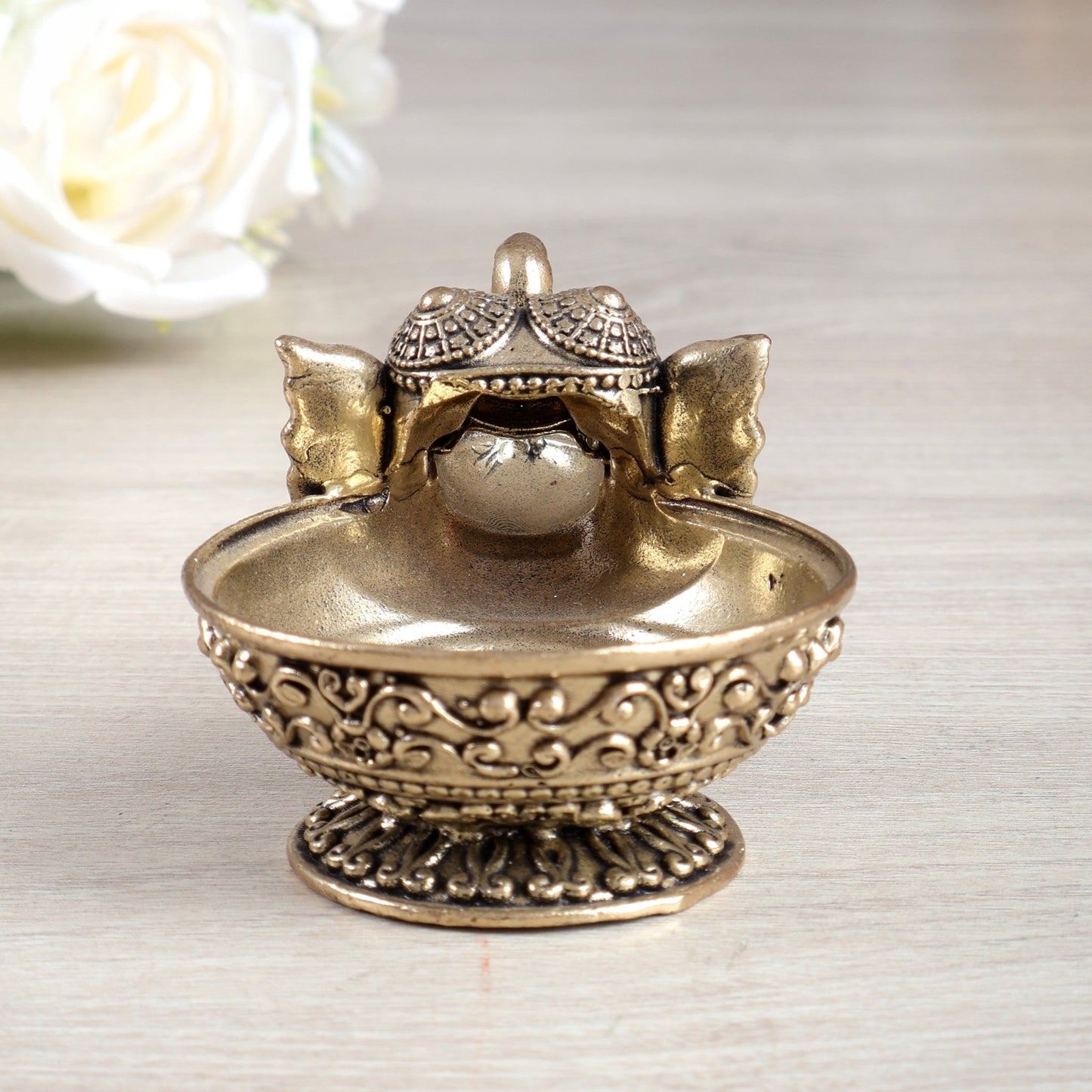 Brass Elephant Face Diya Oil Lamp Vilakku – Small Handcrafted Pooja Lamp (2 Inches) - Budhshiv.com