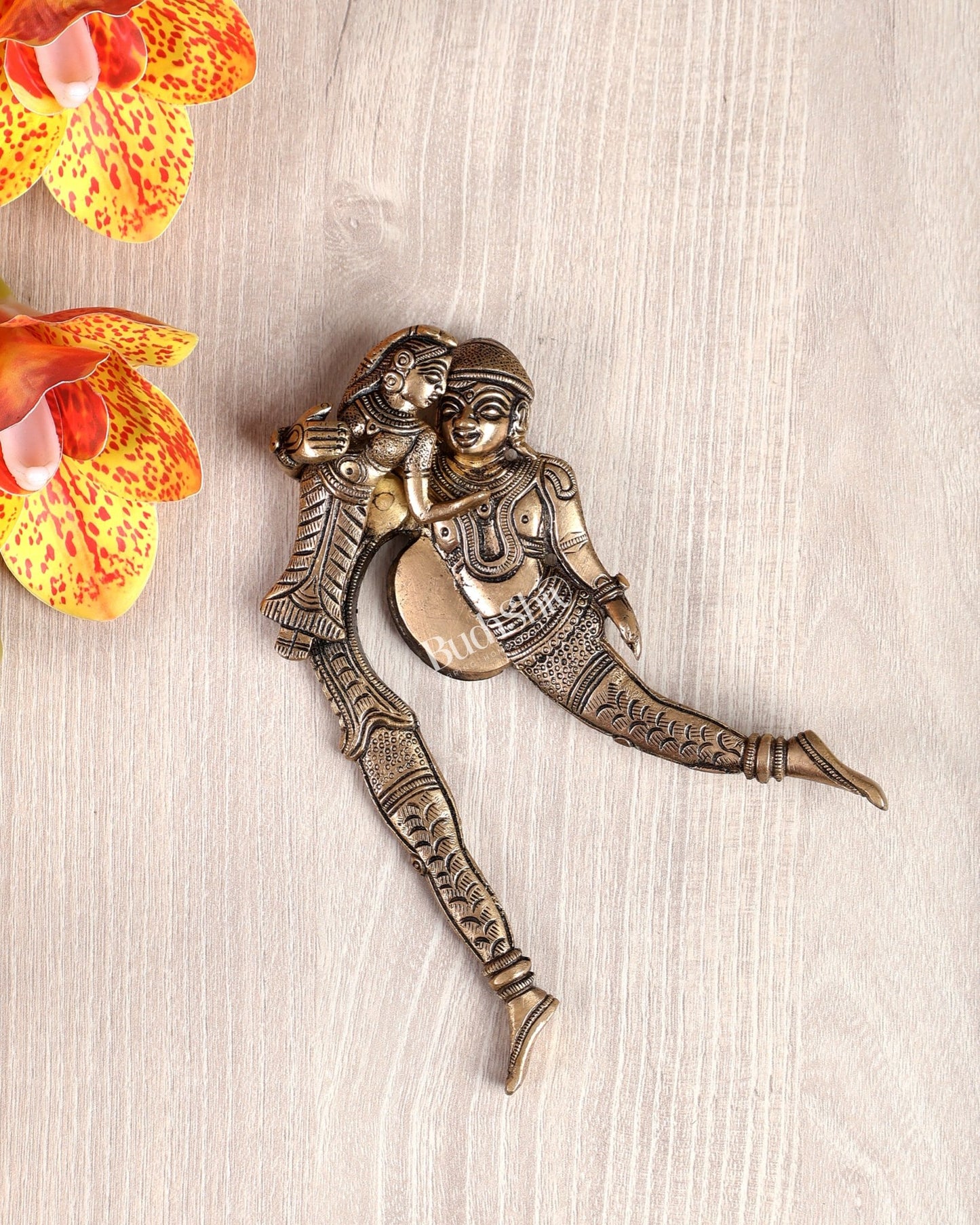 Brass Raja Rani Nut Cutter – Traditional Collectible Rajasthani Craft Piece (5.5 Inches) - Budhshiv.com