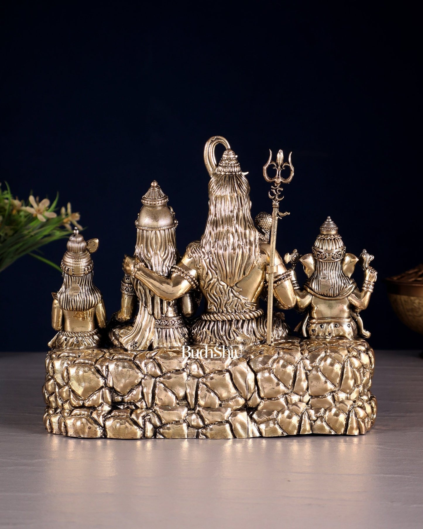Brass Superfine Intricate Large Shiva Parivar Idol with Nandi, Peacock, Shivling & Mouse 7" - Budhshiv.com