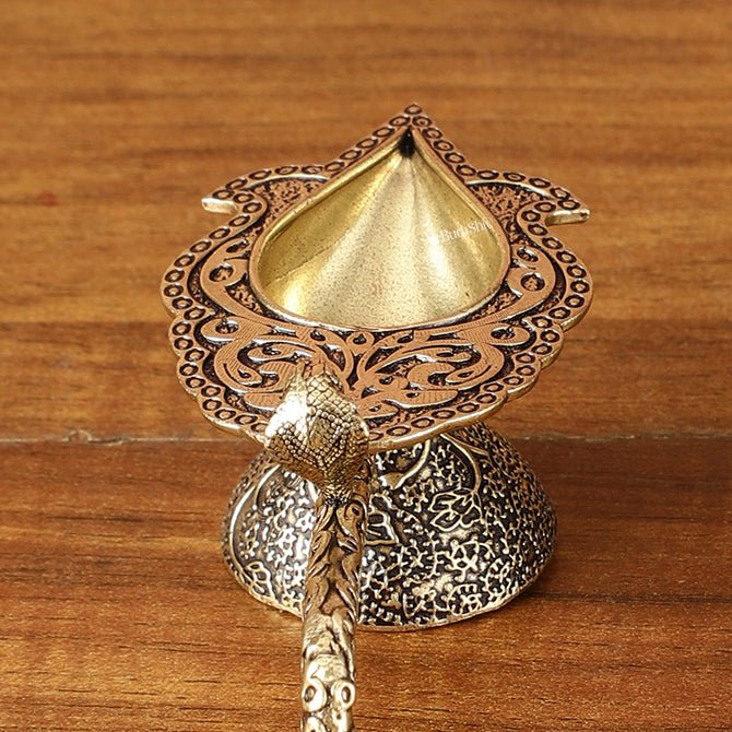 Brass Superfine Small Aarti Diya with Handles Pair | 1.5 Inch Height - Budhshiv.com