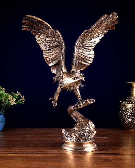 Brass Unique Eagle Vastu Statue – Symbol of Power & Protection - Budhshiv.com