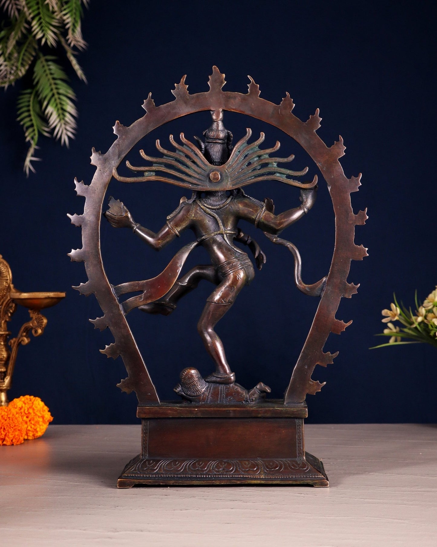 Chola Style Brass Nataraja Statue – Vintage Tone | 12" right leg up - Budhshiv.com