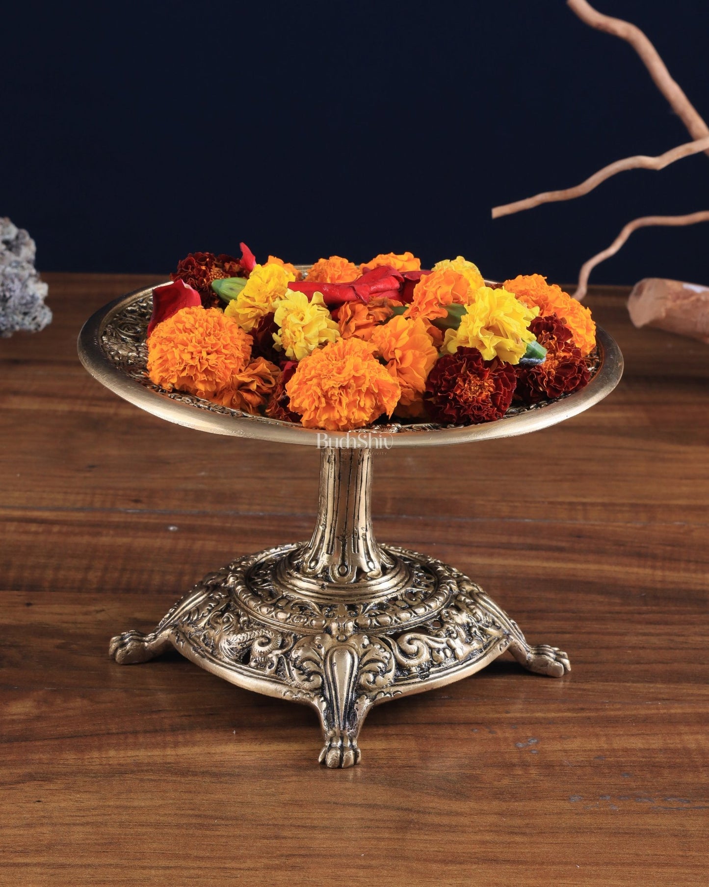 Elegant Pure Brass Fruit Tray with Stand for Table Tops - Budhshiv.com