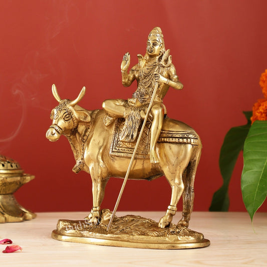 Finely Crafted Lord Shiva Seated on Nandi Bull Brass Idol | Divine Presence 10" - Budhshiv.com