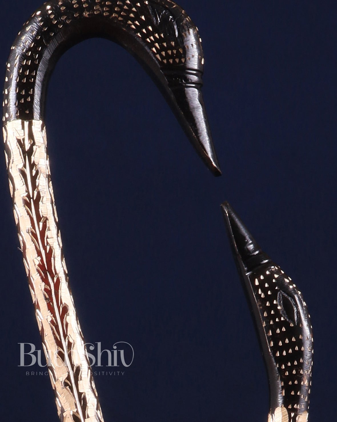 Handcrafted Brass Swan Pair – Elegant Chiseled Design | Home & Office Décor - Budhshiv.com
