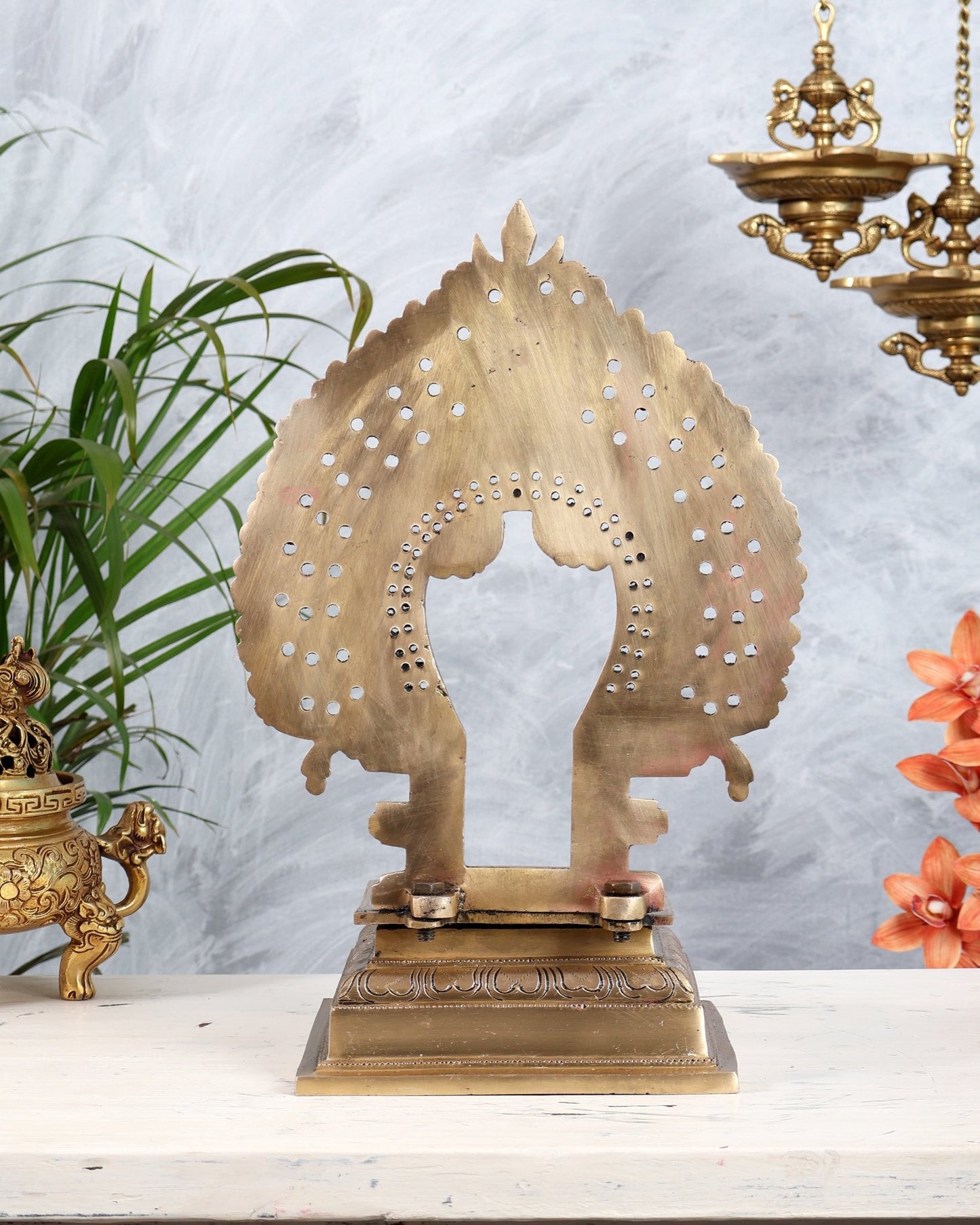 Large Brass Peetha Prabhavali with Kirtimukha Yali Design | Temple Backdrop for God Idols 14.75" - Budhshiv.com
