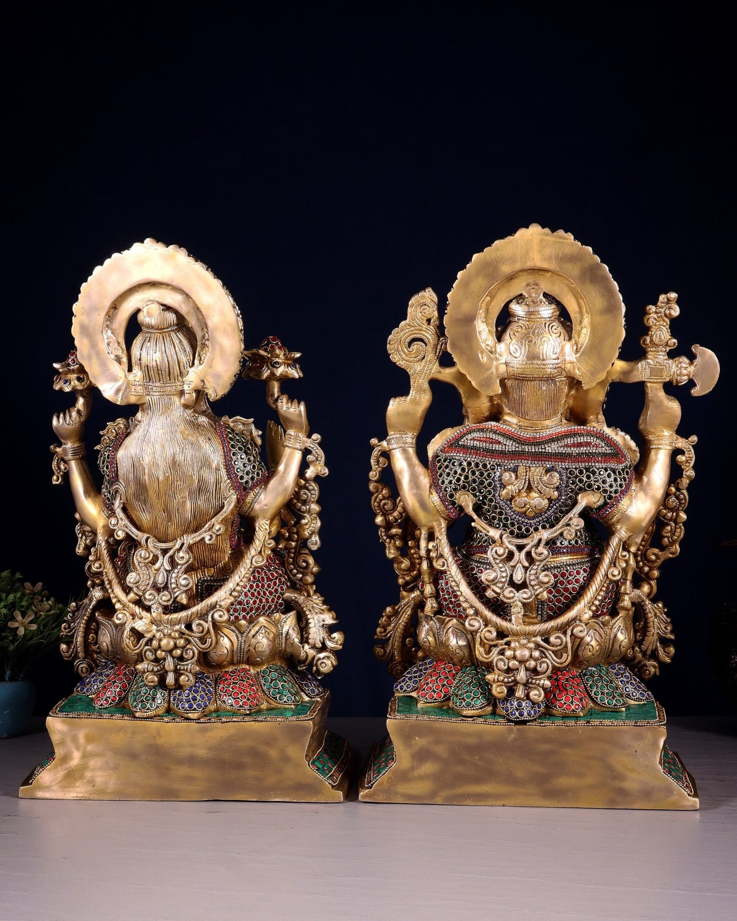 Majestic Pure Brass Ganesha & Lakshmi Idols – 18" jewellers meenakari - Budhshiv.com