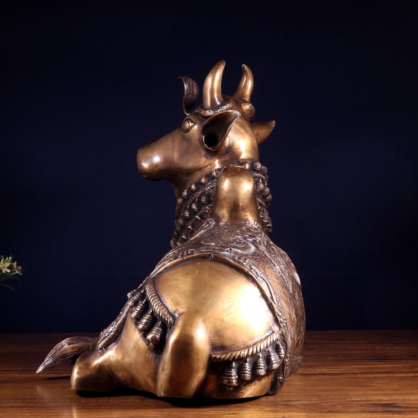 Majestic Pure Brass Nandi Statue with Vasuki 25" - Budhshiv.com