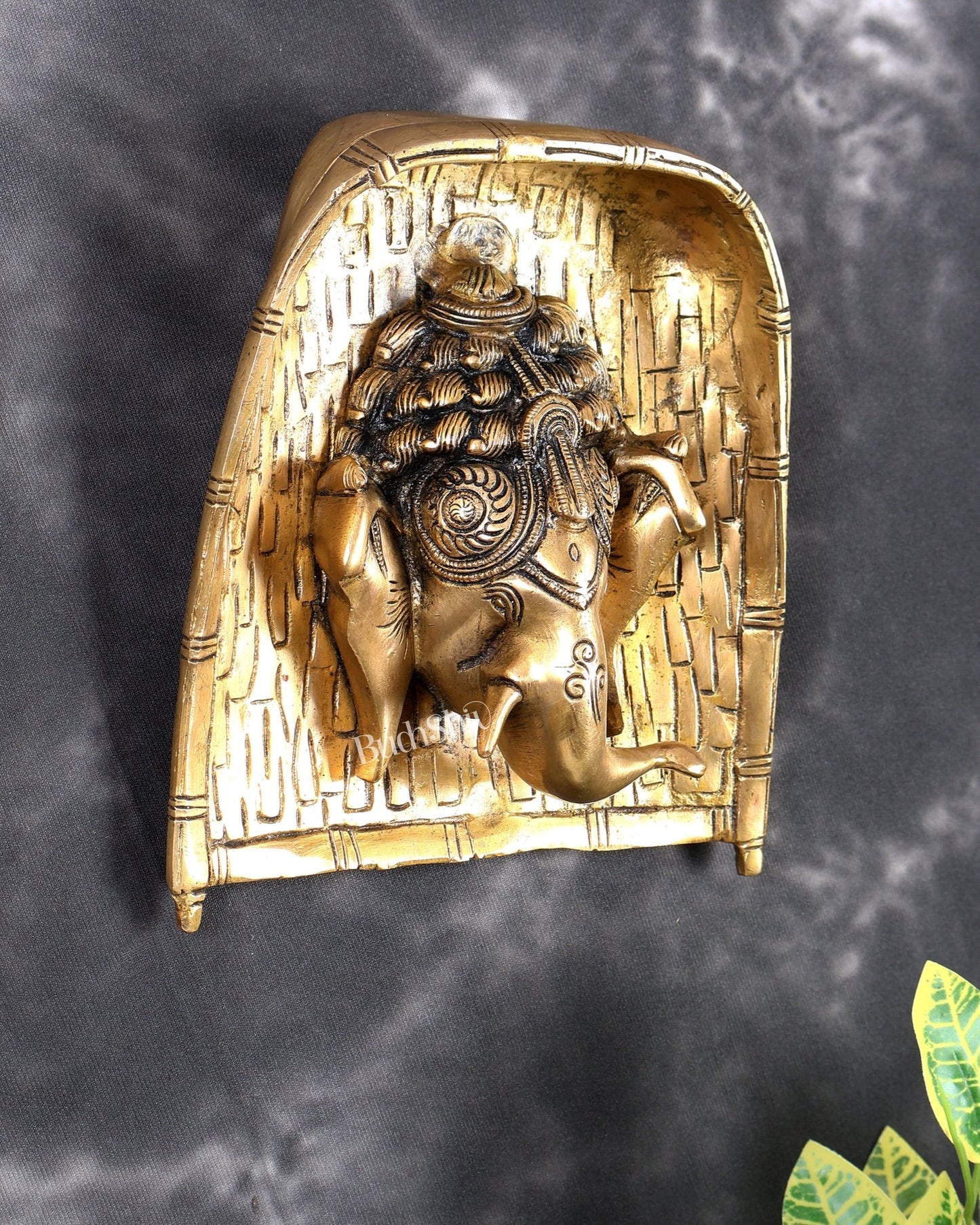 Pure Brass Ganesha Face Wall Hanging – Handcrafted Auspicious Wall Décor 7 inch - Budhshiv.com