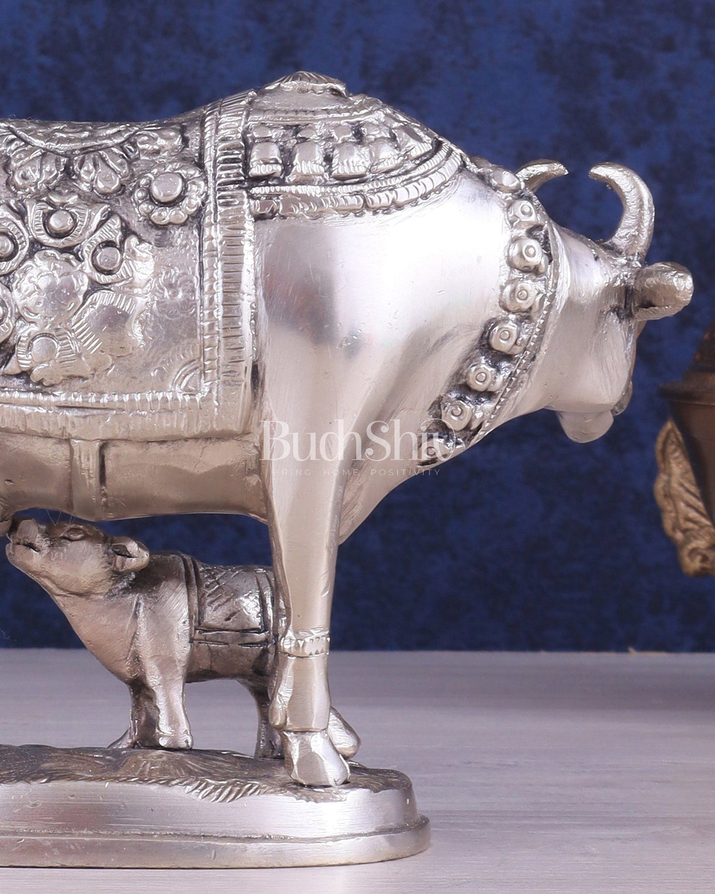 Pure Brass Kamadhenu Cow with Calf Statue – Silver plated - Budhshiv.com