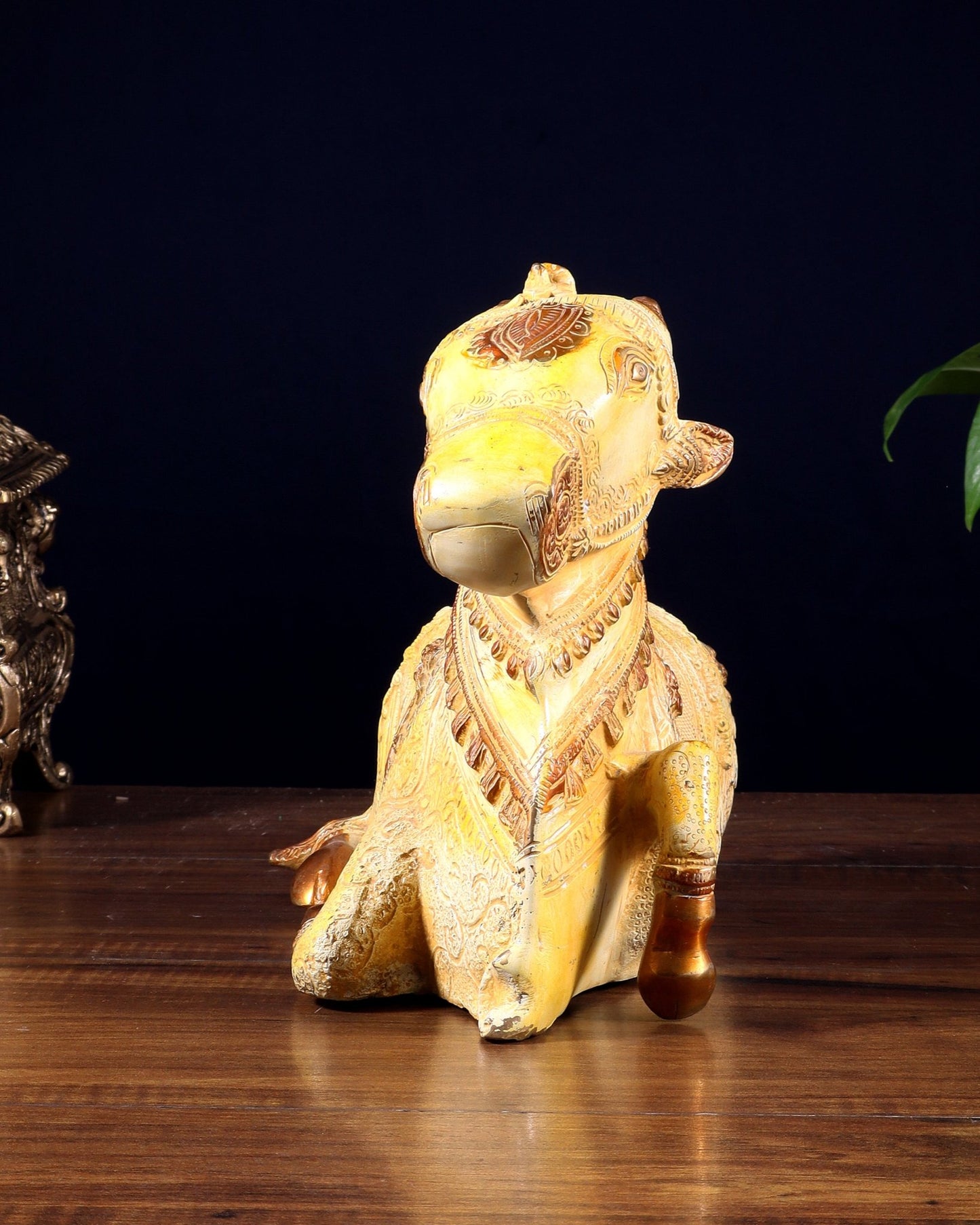 Pure Brass Nandi Statue Sand finish 11" wide - Budhshiv.com