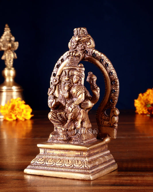 Pure Brass Narasimha Lakshmi with Back Frame Idol | Height: 4.5 inch - Budhshiv.com