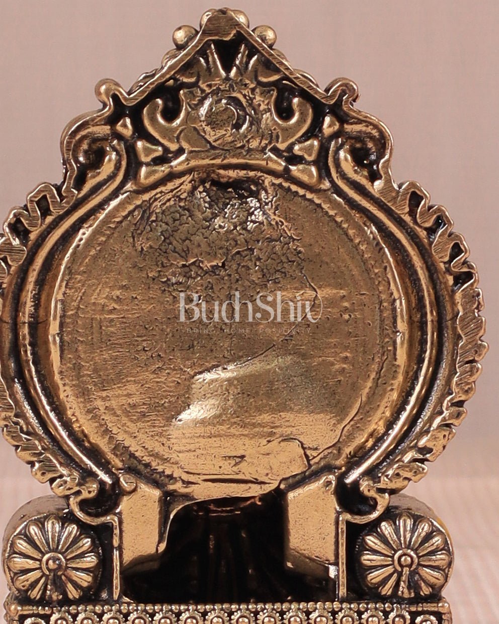 Pure Brass Superfine Lord Ganesha as Lalbaugcha Raja - 3.8" - Budhshiv.com