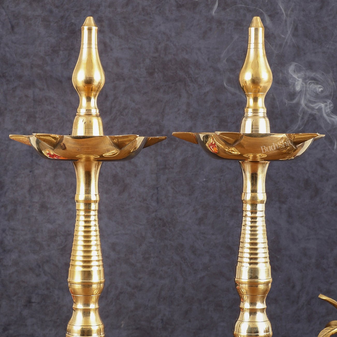 Pure Brass Traditional Kerala Oil Lamp villaku - 16 Inches - Budhshiv.com