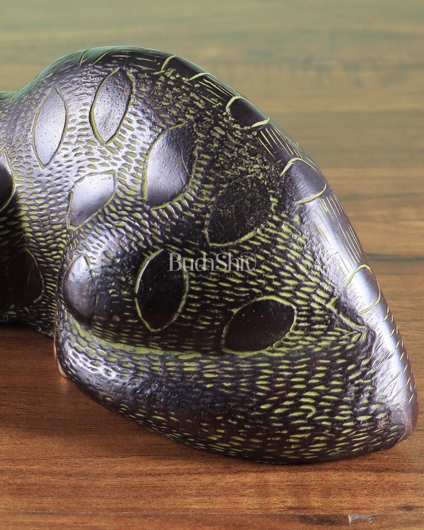 Pure Brass Vastu Black Cat Drinking Water Pose Showpiece - Budhshiv.com