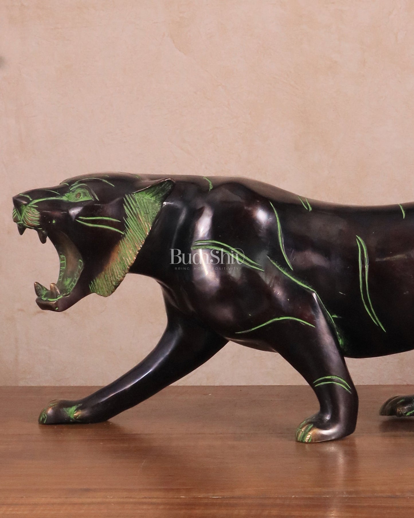 Pure Brass Vintage Large Tiger Statue showpiece - 20"x7.5"x6", Vastu Approved - Budhshiv.com