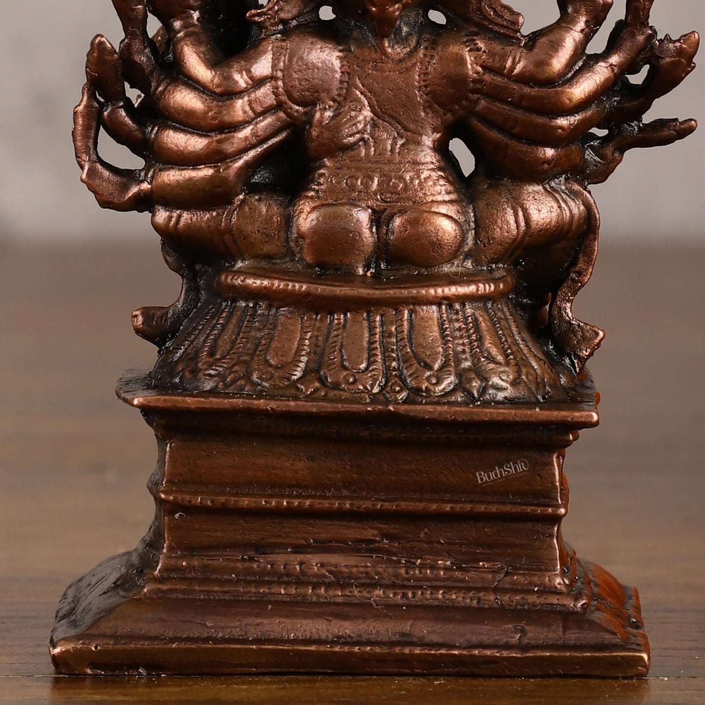 Pure copper Maha Ganapati Seated with Riddhi Idol - 3.5" - Budhshiv.com