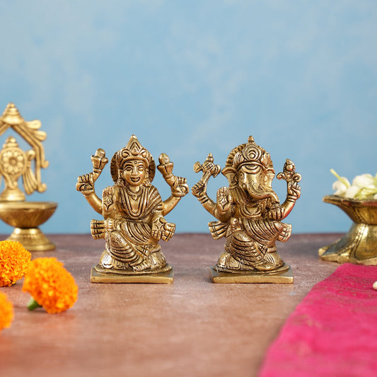 Brass Ganesha and Lakshmi Idols Pair | Height 4 inch - Budhshiv.com