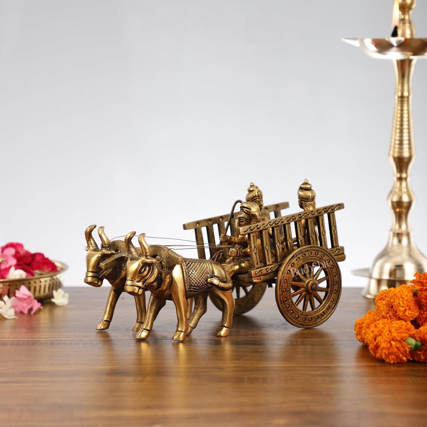 Brass Ganesha bullock cart with riddhi siddhi - Budhshiv.com