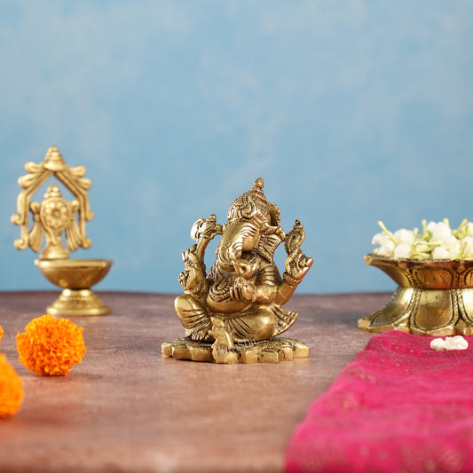 Superfine Brass Ganesha Idol | Height 4 inch - Budhshiv.com