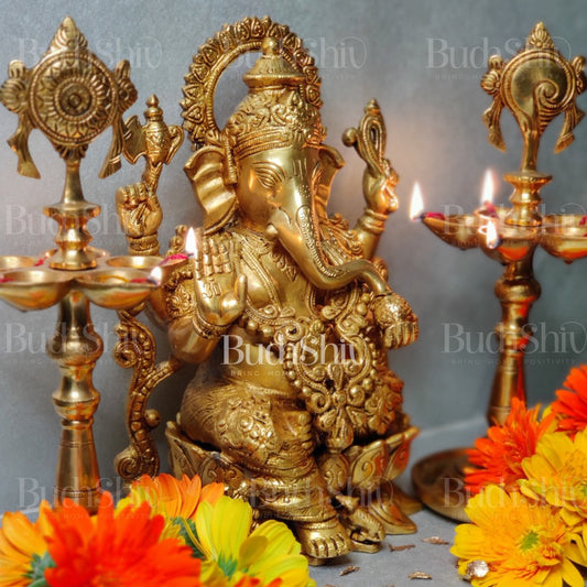 Celebrate Diwali with Elegance: Gift your loved ones the Best Brass Handicrafts - Budhshiv.com