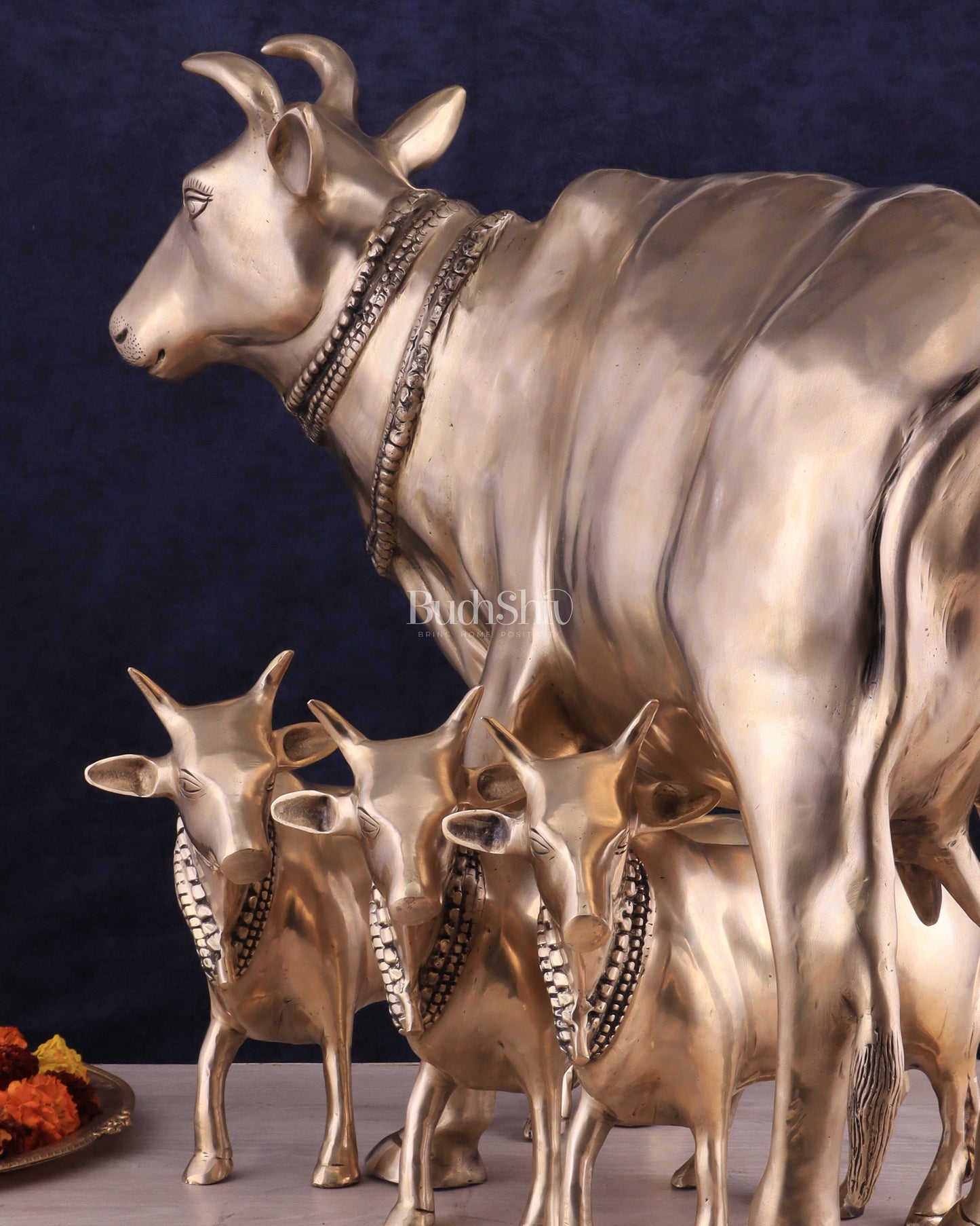 Pure Brass Large Gomatha (Cow) Statue Protecting Her Calves – Symbol of Nurturing Divinity