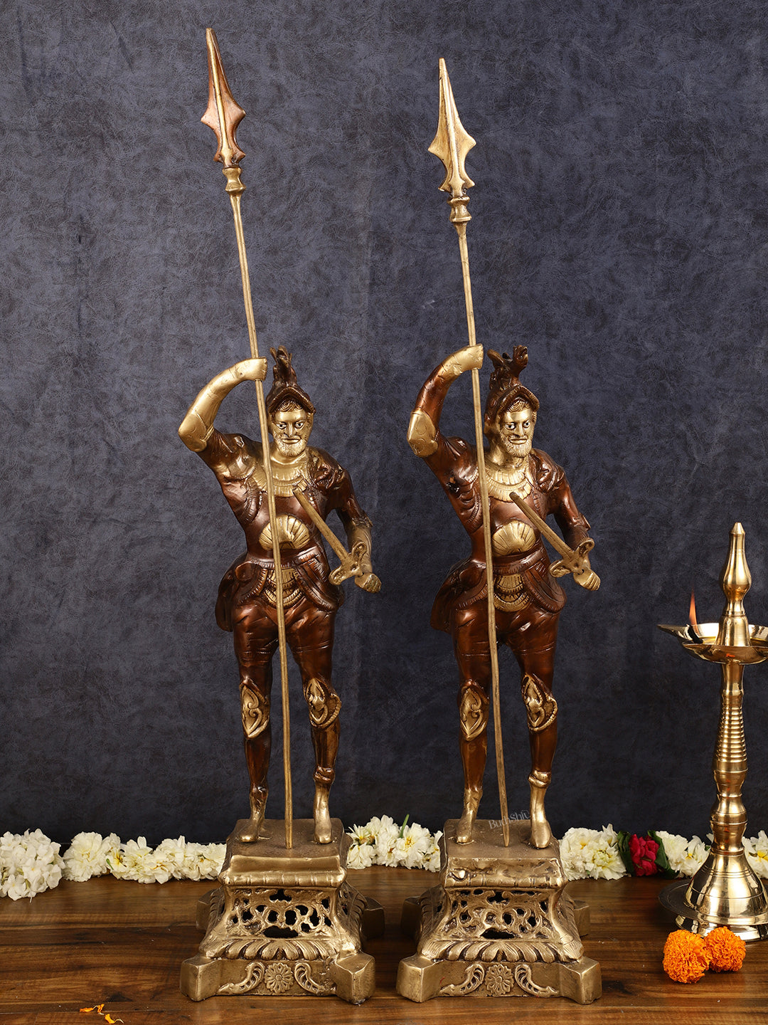 Brass Handcrafted Roman Soldier Showpiece Statues pair - 30 Inch antique finish