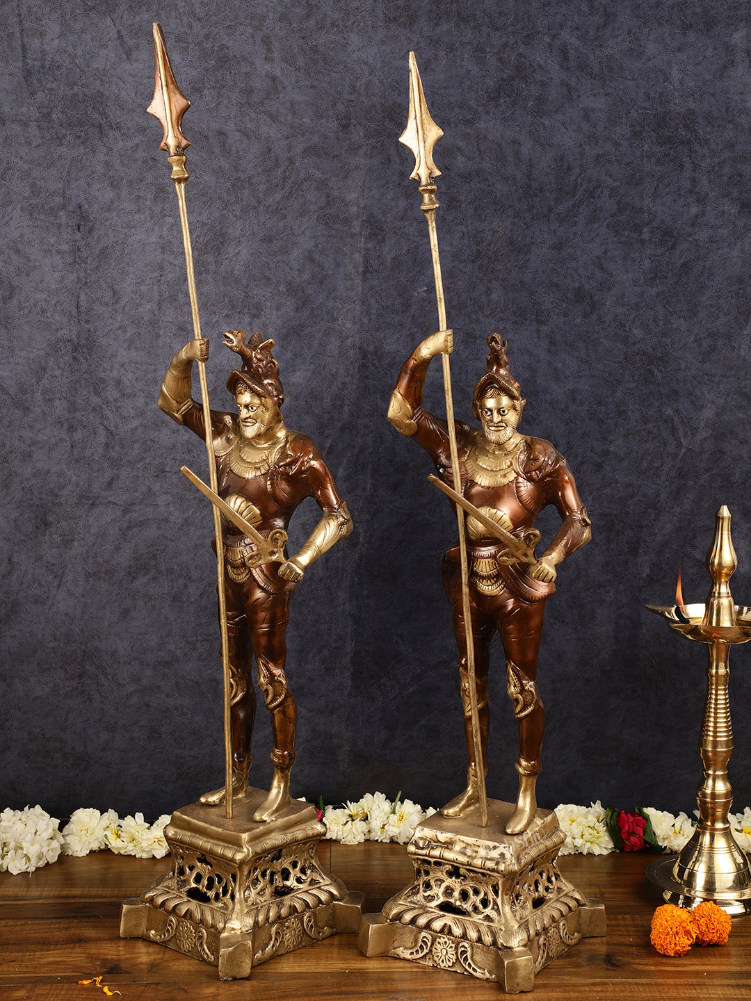 Brass Handcrafted Roman Soldier Showpiece Statues pair - 30 Inch antique finish