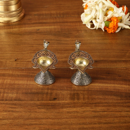 Brass Superfine Small Aarti Diya with Handles Pair | 1.5 Inch Height