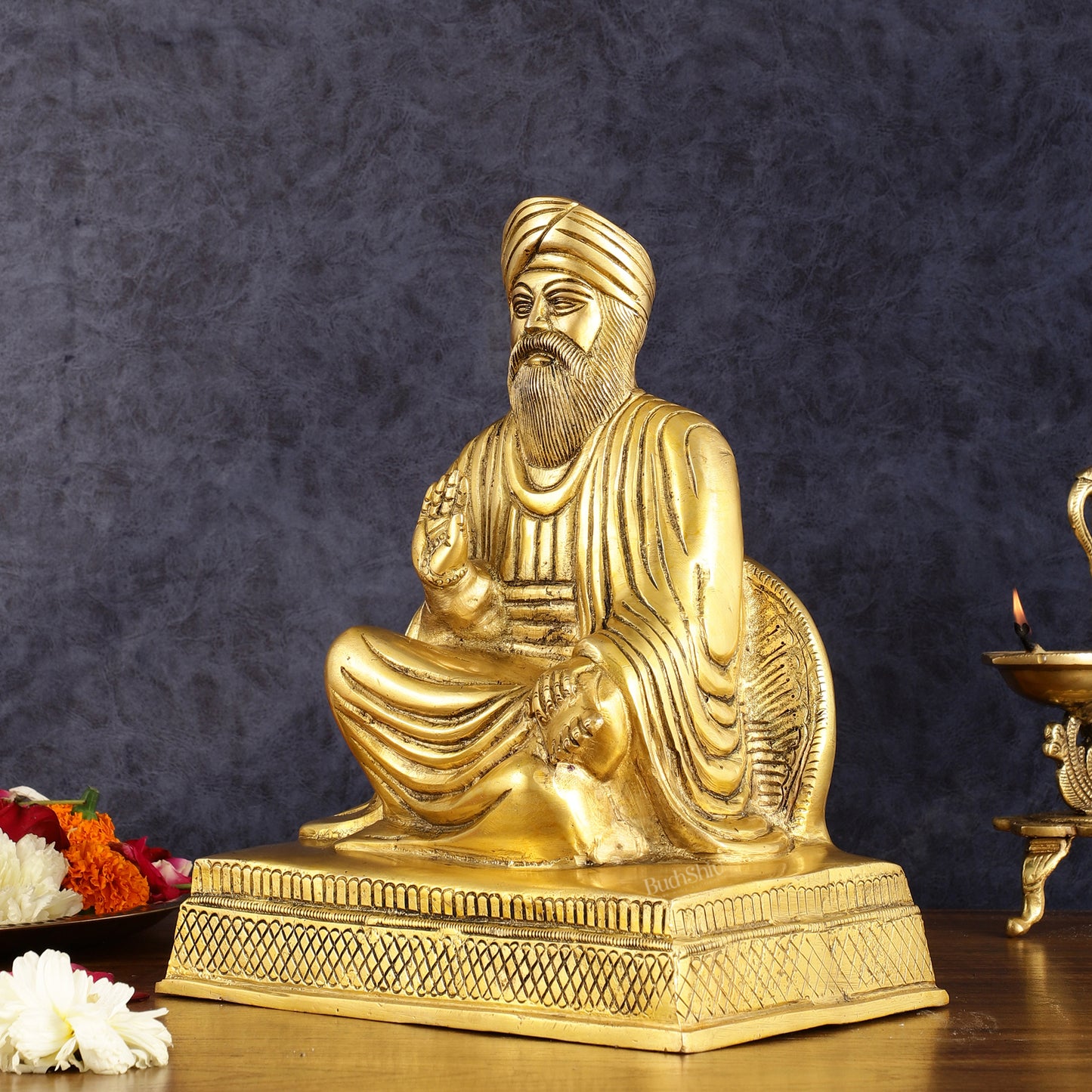 Brass Baba Guru Nanak Dev Ji Statue - Sacred Sikh Religious Sculpture 11 inch