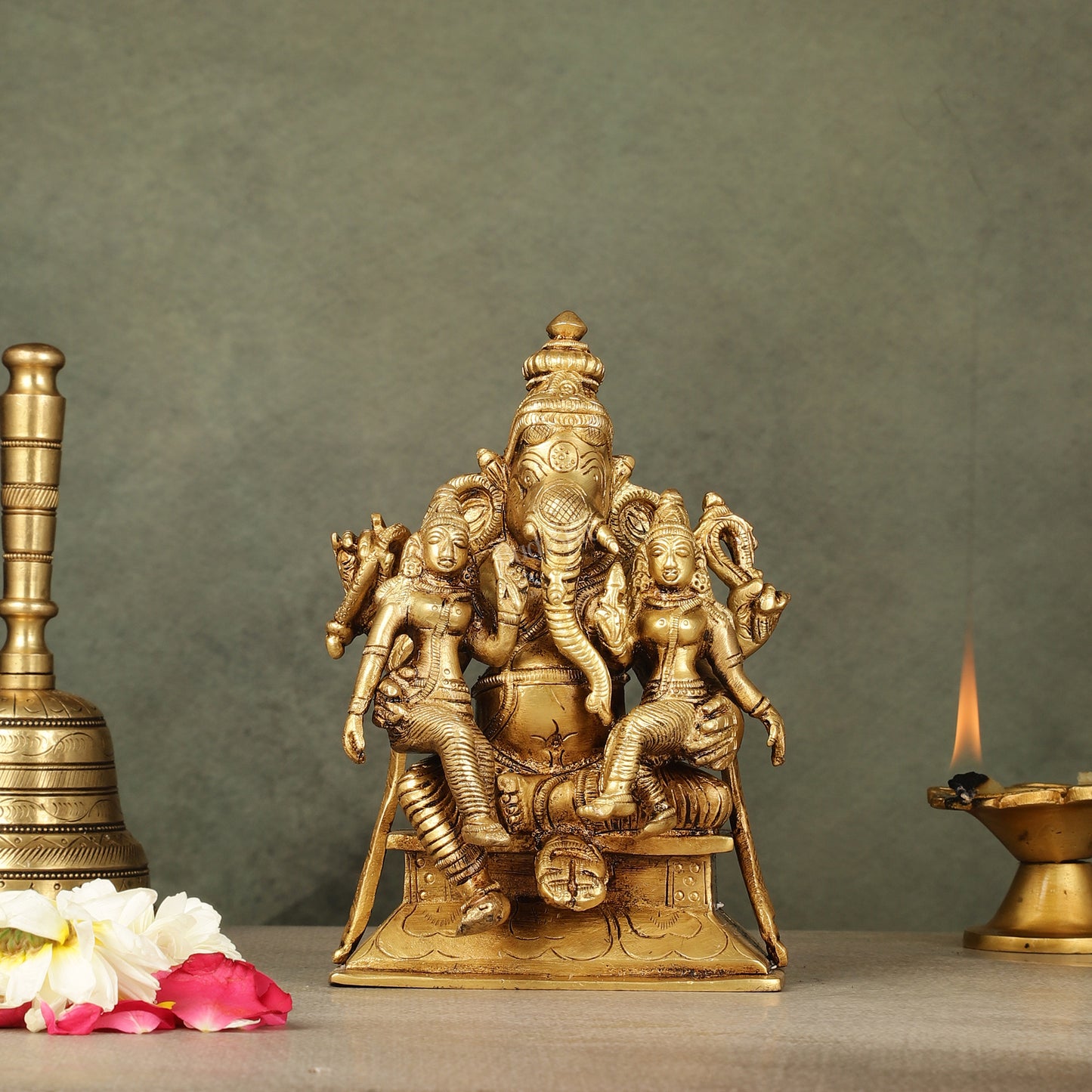 Divine Pure Brass Lord Ganesha Statue with Riddhi and Siddhi | 7"