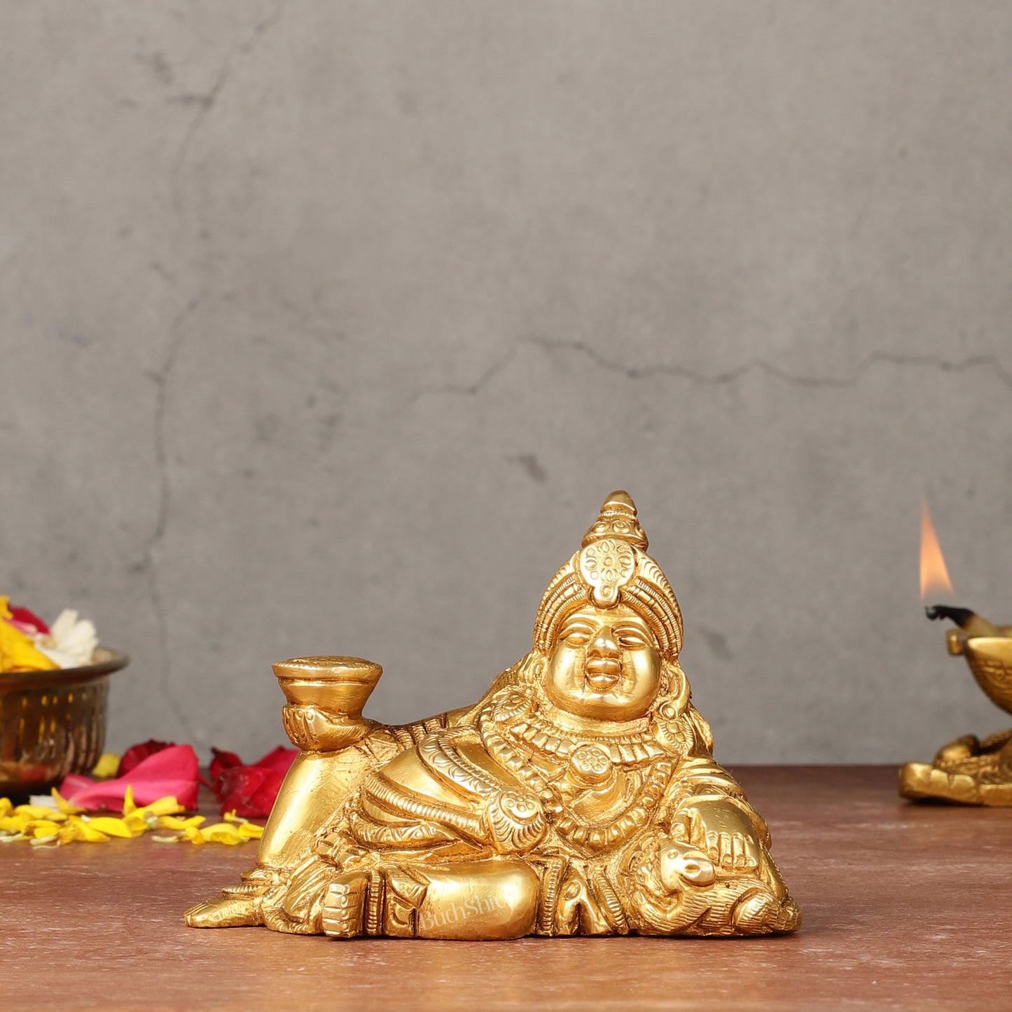 Pure Brass Resting Kubera Idol Small | 3.5"