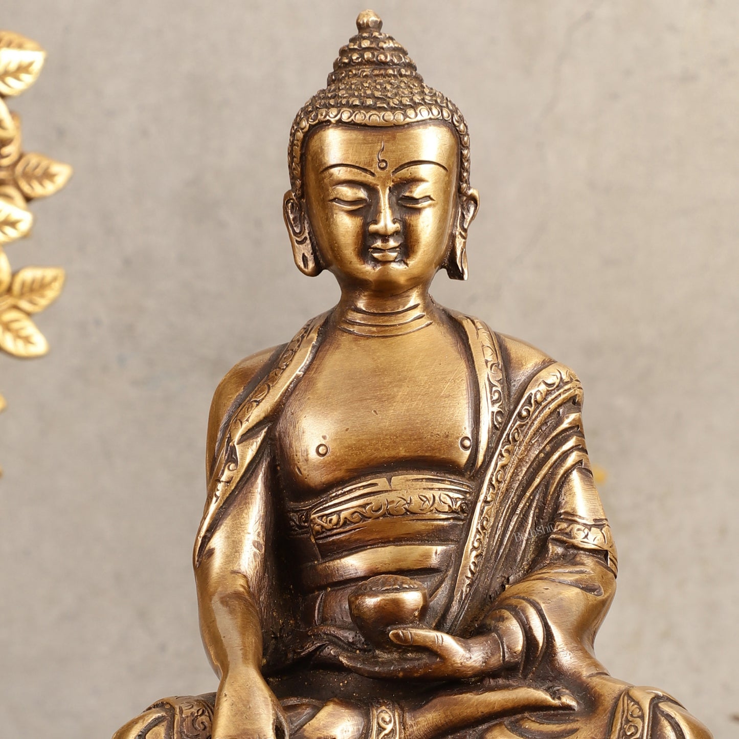 Pure Brass Buddha Statue - Antique burnt finish, 8" Height