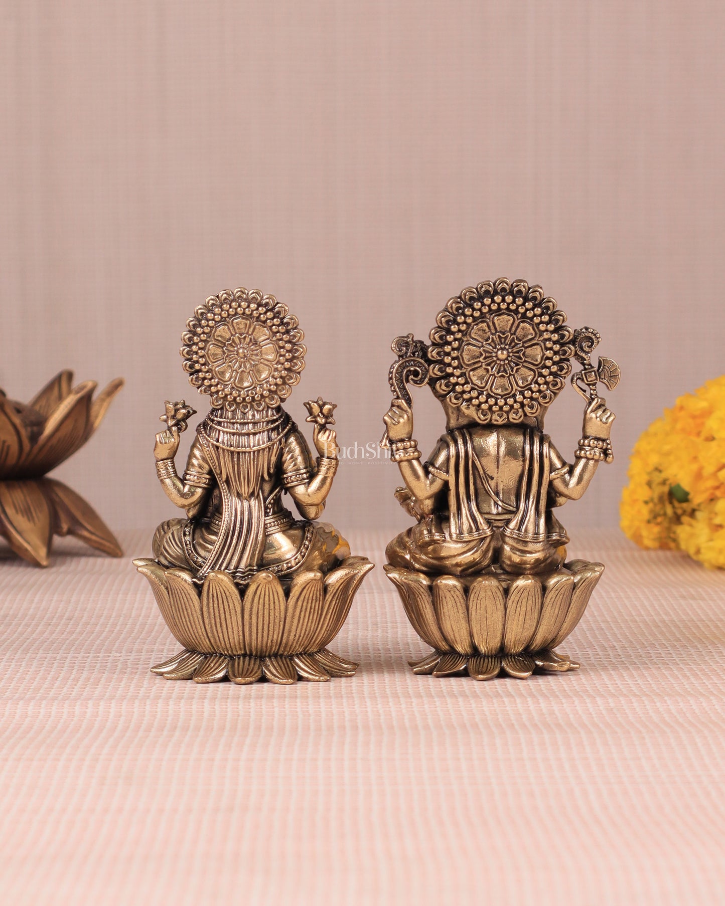 Brass Superfine Ganesh Lakshmi Idols - 4 Inch