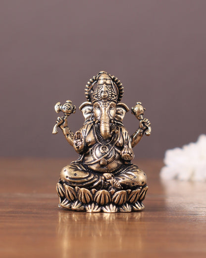 Pure brass Intricate Ganesha idol 2.5"