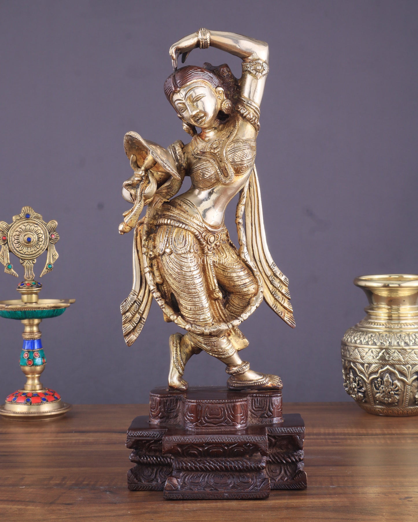 Unique Brass Apsara Applying Sindoor khajurao sculpture – Double Chola Tone 14"