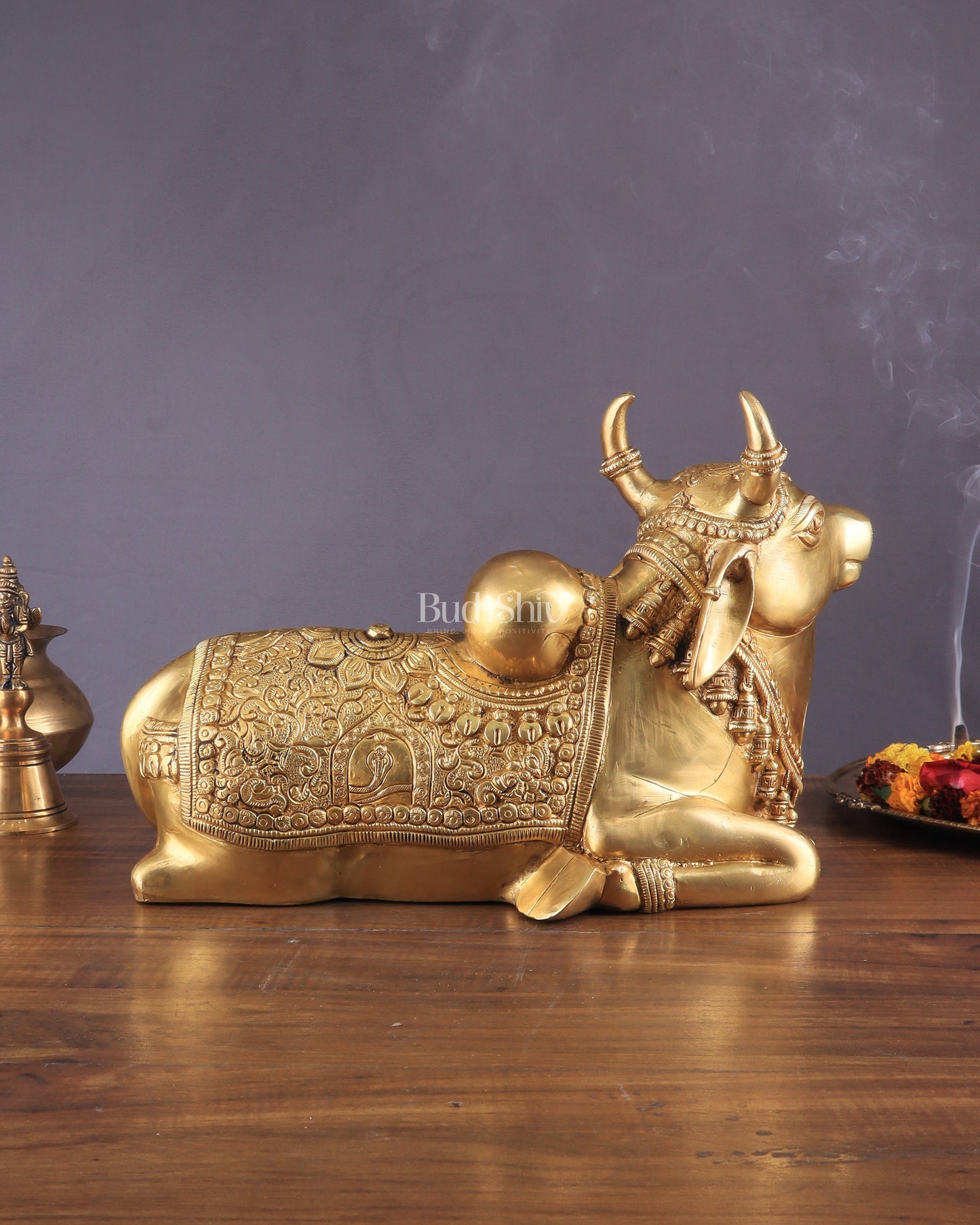 Pure Brass Superfine Nandi with Shiv Ling Carving | 14"