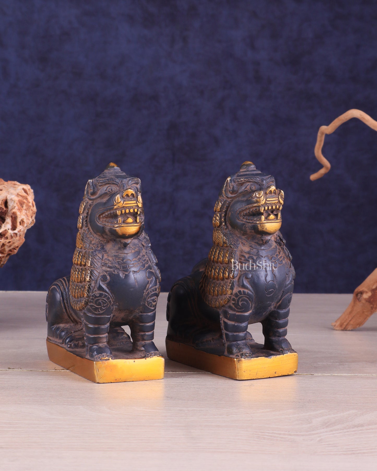 Brass Tibetan Snow Lion Pair – vintage Brass patina