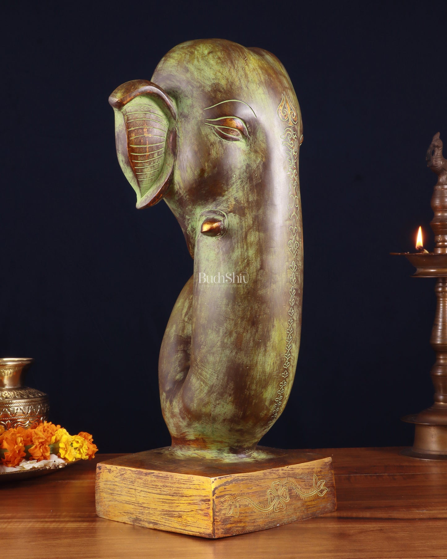 Vintage Brass Lord Ganesha Face Sculpture Showpiece – 17 Inch.