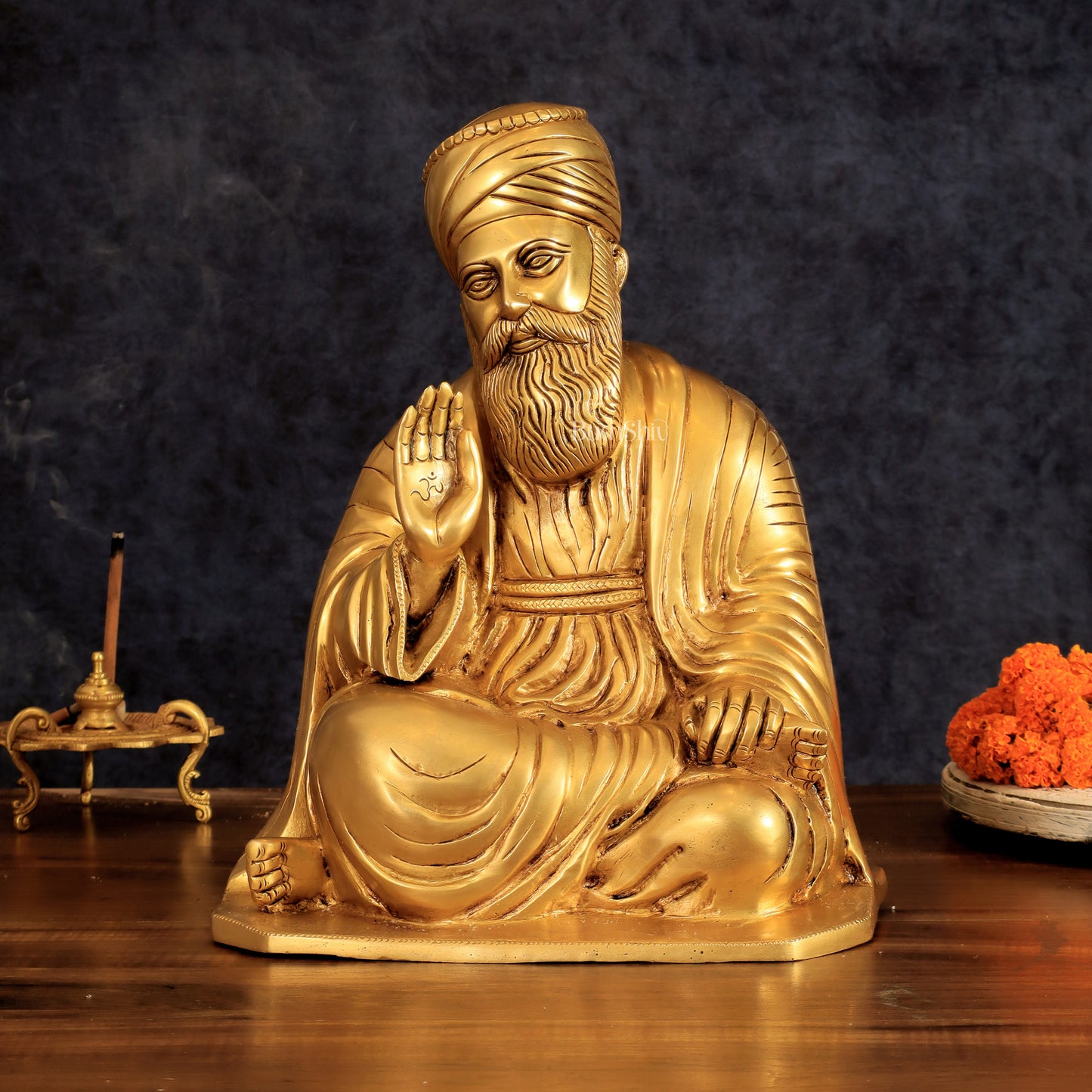 Pure Brass Guru Nanak Dev Ji Intricate Statue – Handcrafted, 13.5"