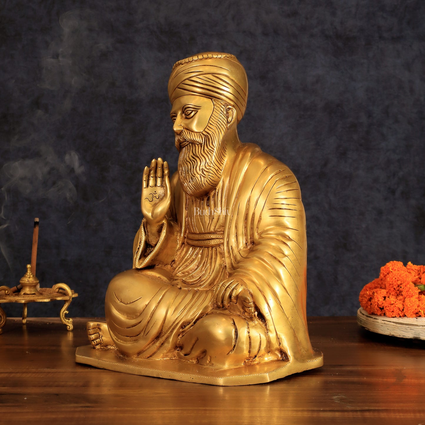 Pure Brass Guru Nanak Dev Ji Intricate Statue – Handcrafted, 13.5"