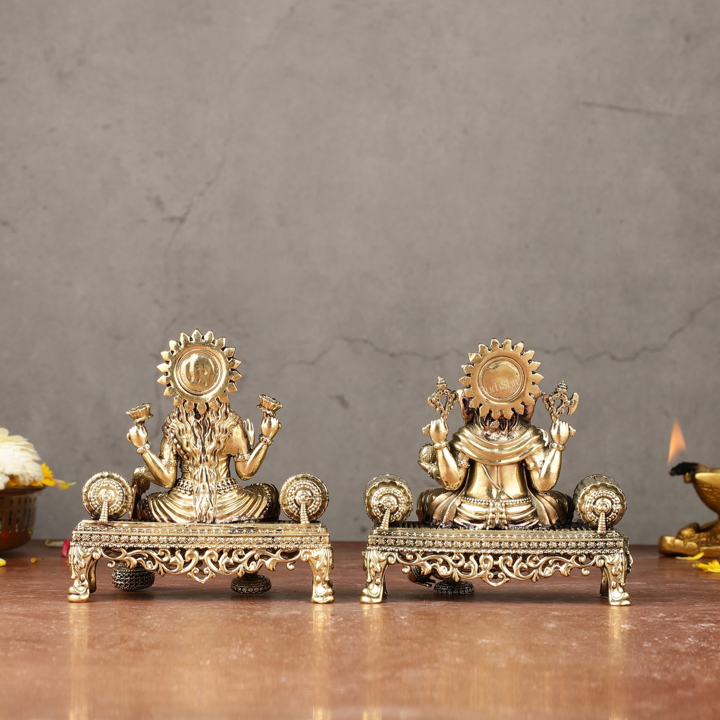 Brass Superfine Lord Ganesha and Goddess Lakshmi Idol Set | 4"