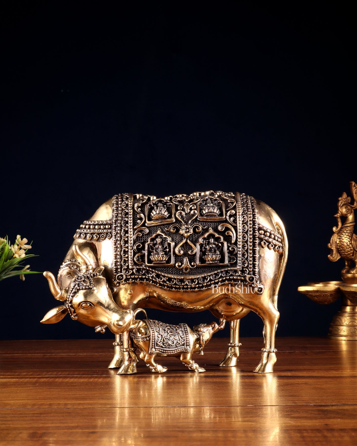 Superfine Brass Kamdhenu Cow with Calf – With Ganesha & Lakshmi Engravings 9"