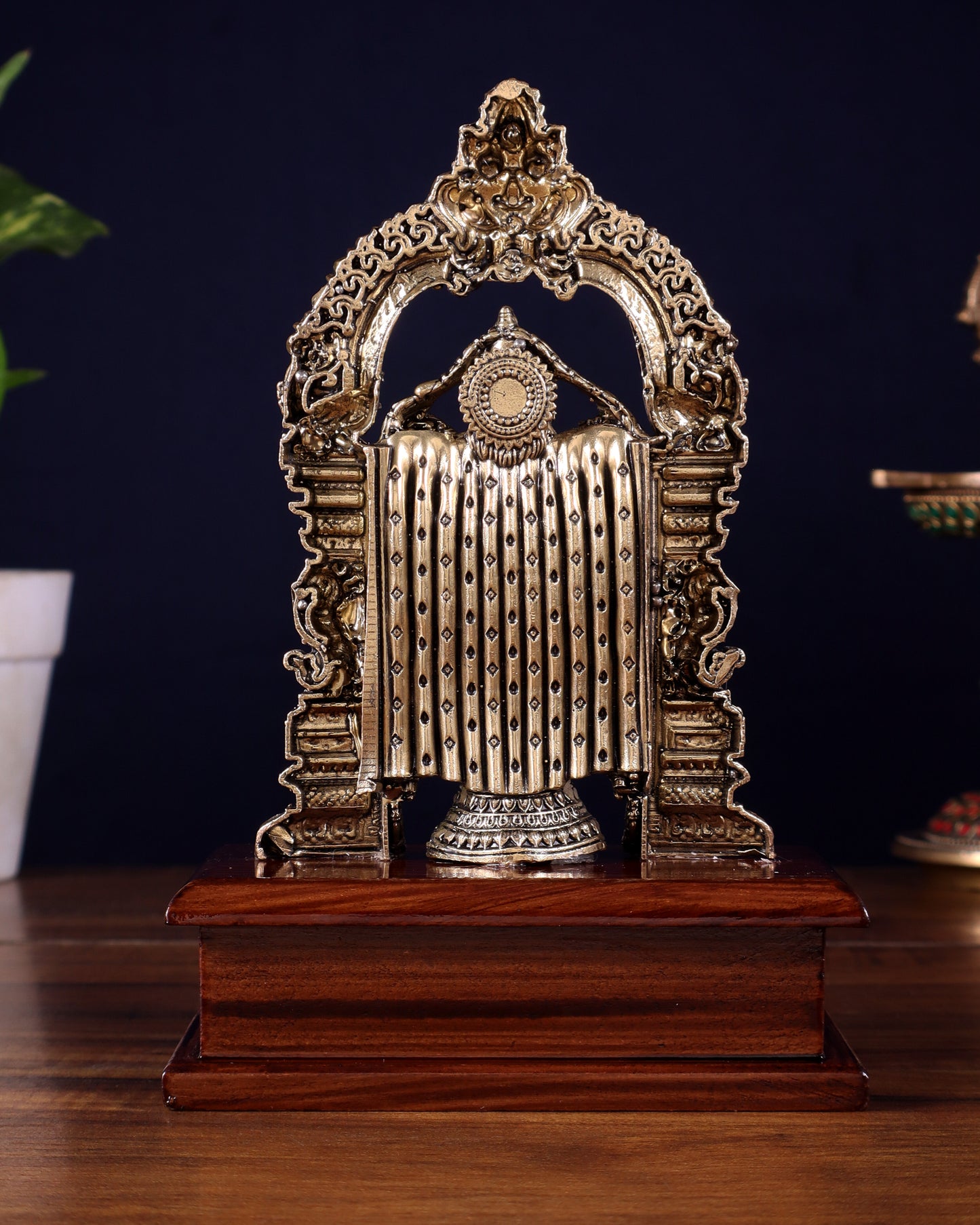 Superfine Brass Tirupati Balaji Idol on Wooden Base – 7.5 Inch