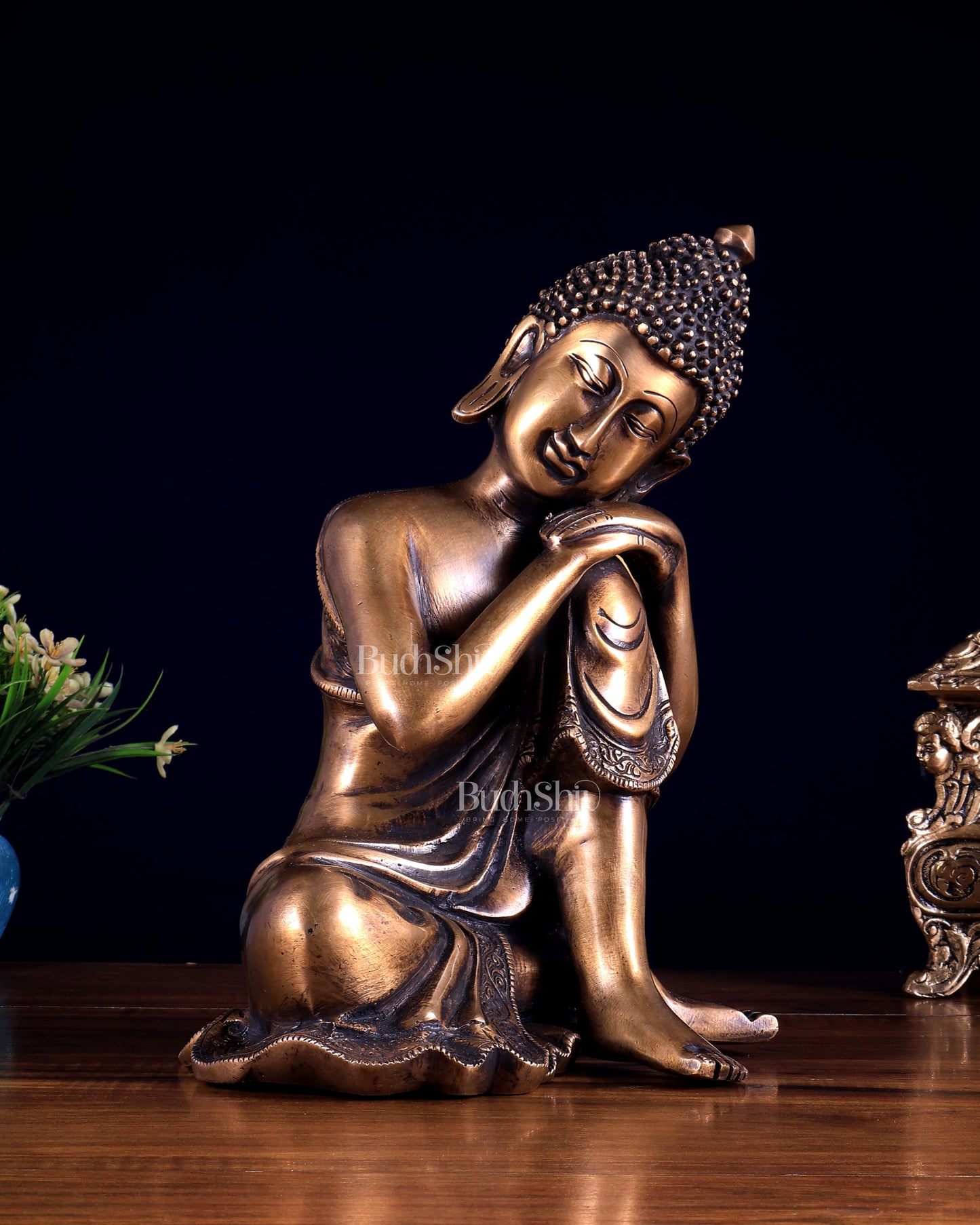 Brass Thinking Buddha Statue – Resting on Knee Pose 12 inch