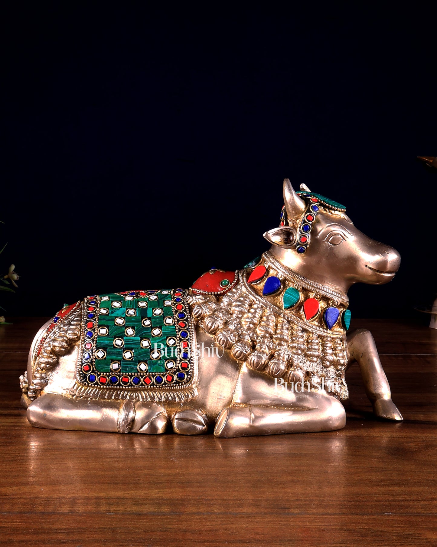 Pure Brass Engraved Nandi Statue – 10" stonework